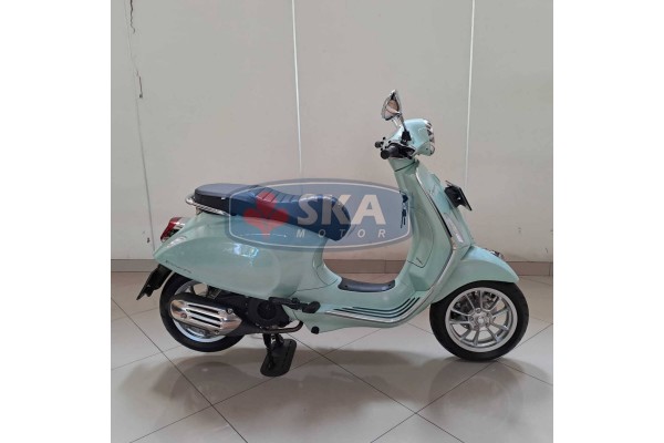 Vespa Primavera IGET 150 ABS Tahun 2023